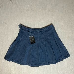 Forever 21 Pleated Skirt